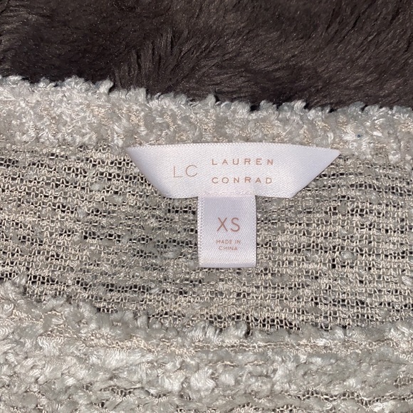 🍓NWOT Lauren Conrad sweater! - Picture 3 of 11